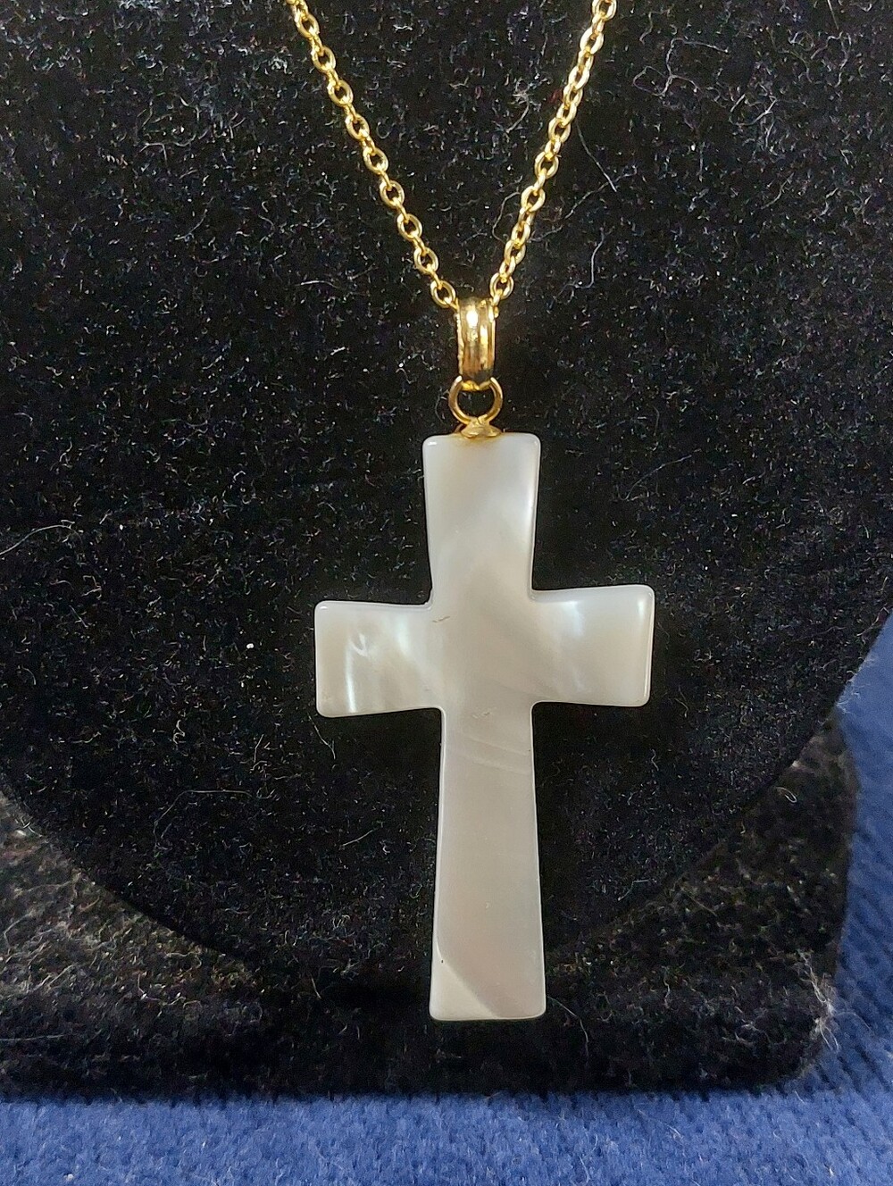 Vintage White Nacre Mother of Pearl Carved Cross Necklace Goldtone Bail 18 Inch
